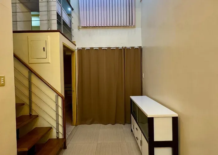 Apartment 2 Bedroom With Paid Parking Near Us Embassy, Slec, Robinsons *