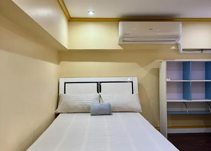 2 Bedroom With Paid Parking Near Us Embassy, Slec, Robinsons *